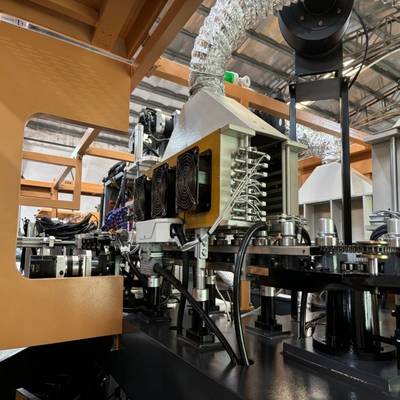 acheter Équipement d'embouteillage d'eau 550ml-1500ml Machine d'emballage de boissons gazeuses online manufacture