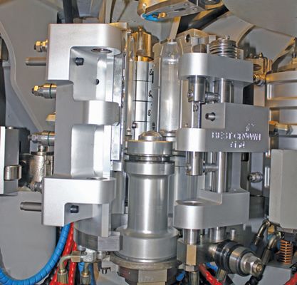 kopen 2,5 kW 380V Gesteriliseerde Automatische Verpakte Drinkwaterfabriek Vul- en Sluitmachine online manufacture