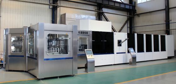 kopen Fruit Graan Drank Water Afvullijn Productiemachine UV Gesteriliseerd online manufacture