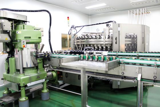 Bom preço Linha de Equipamentos de Produção de Água para Bebidas Enlatadas CSD Pequenas Garrafas ODM on-line