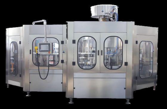 Buen precio Máquina automática de línea de llenado de agua ultra limpia 2000ml para farmacéutica en línea